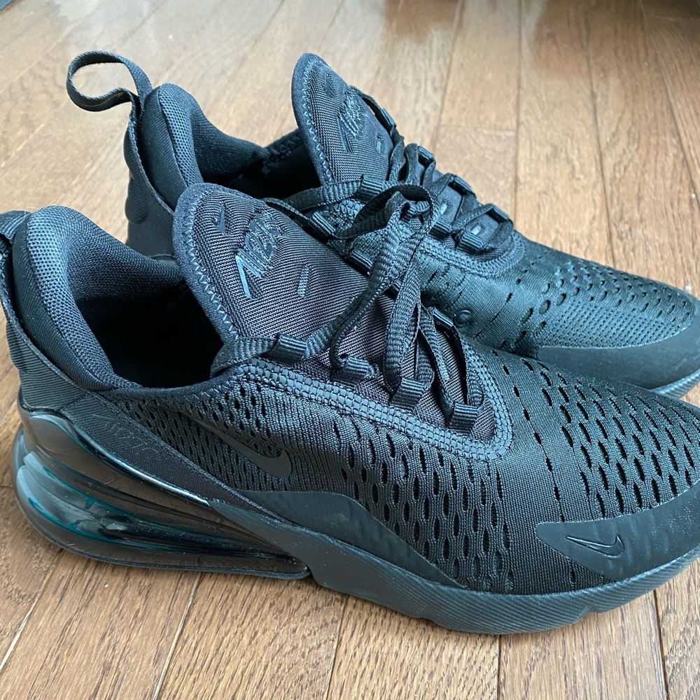 Women’s nike air max